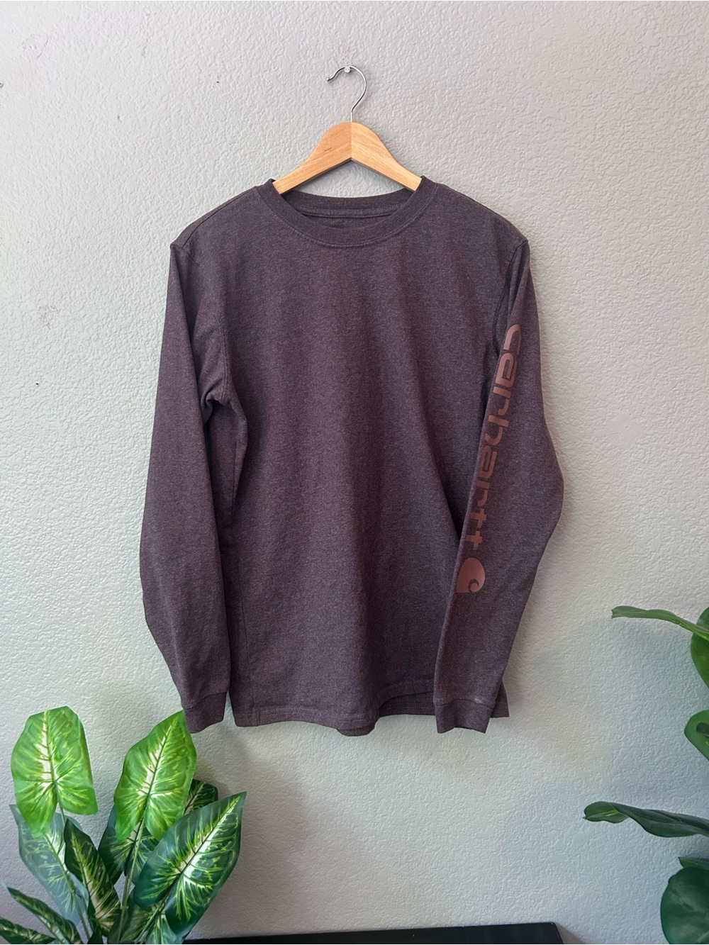 Carhartt Plum Brown Long-Sleeve Crewneck with Sleeve Logo Size Small